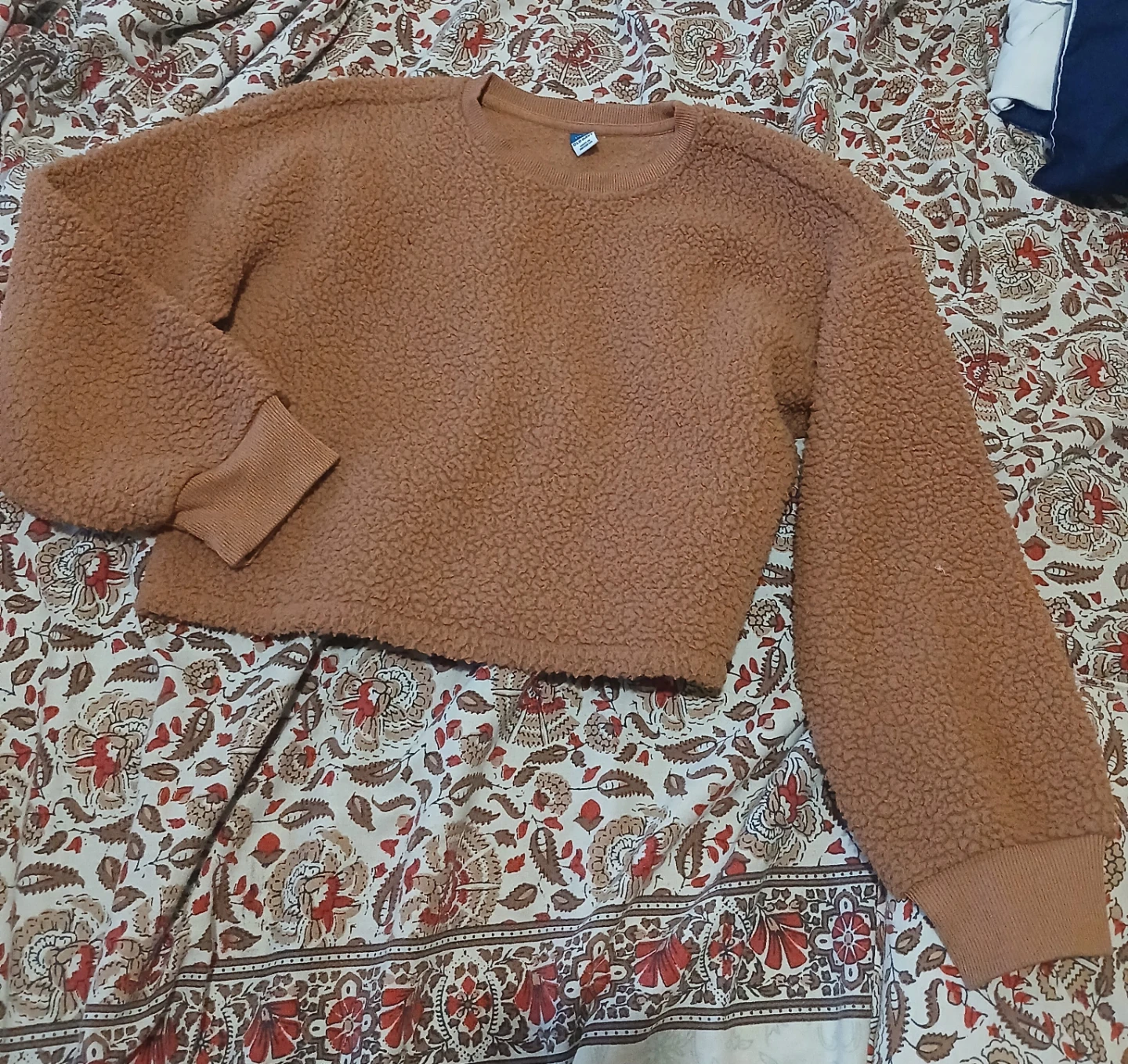 Old Navy Sherpa Fleece Cropped Pullover