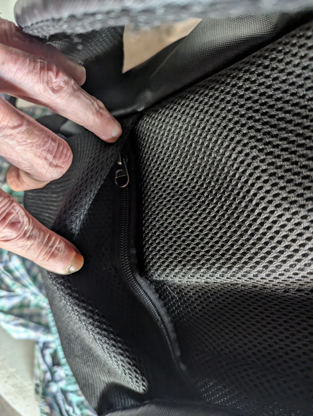 GL anti-theft laptop backpack - photo 5
