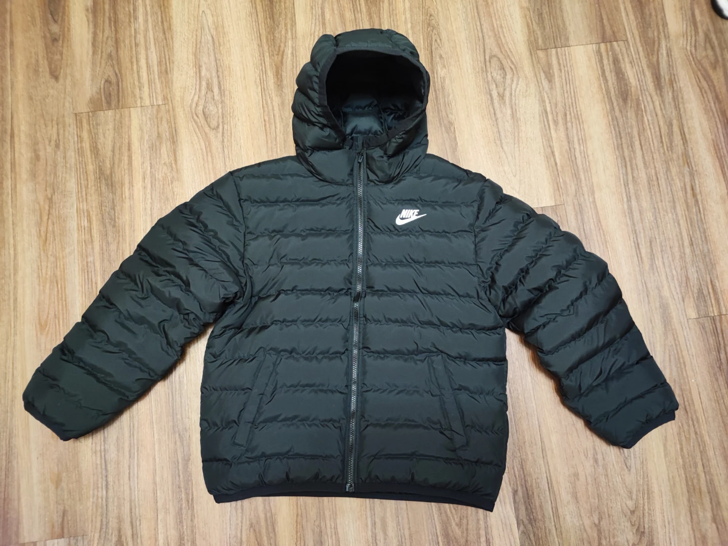 Nike Puffer Jacket Kids' size L