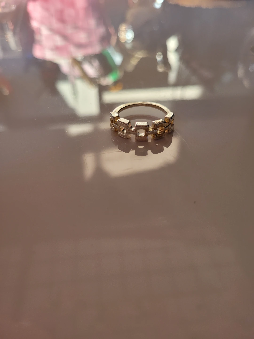 Gold-tone Link Ring large