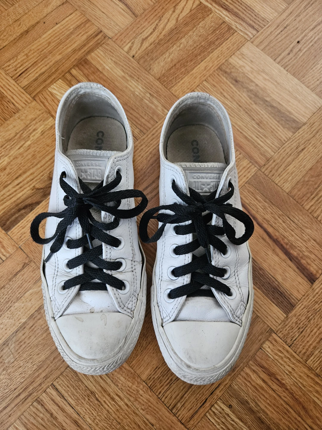 White Leather Converse All Star Chuck Taylor Sneakers