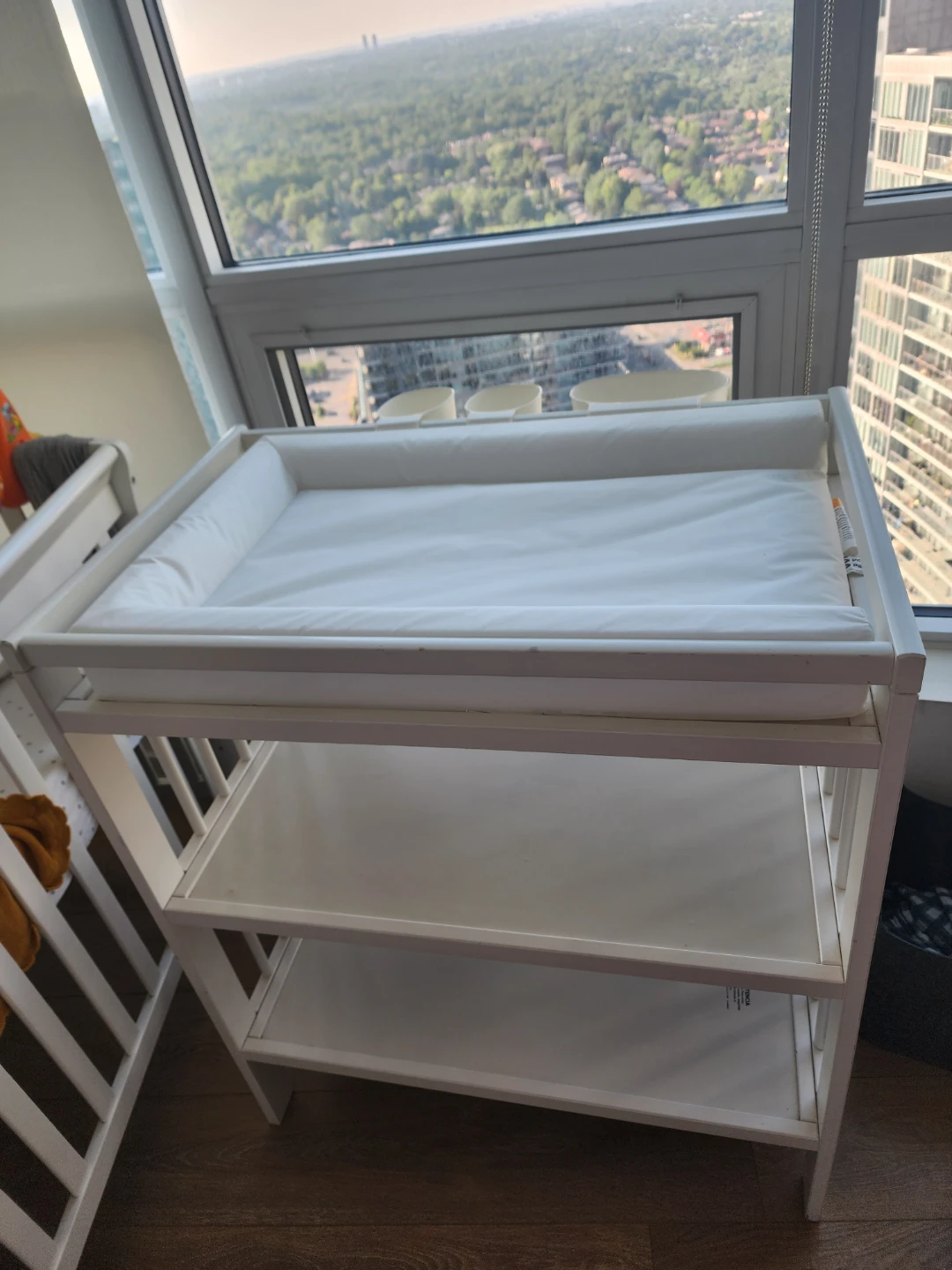 Ikea changing table - photo 2