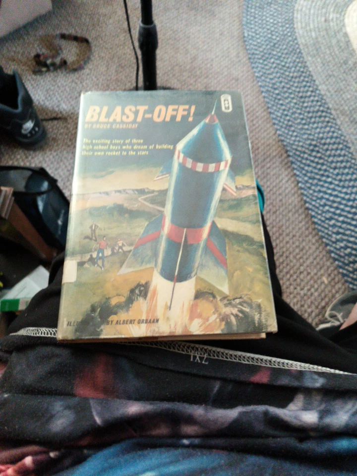 Blast-Off! by Bruce Cassidy - Children's Book 1964 - photo 5