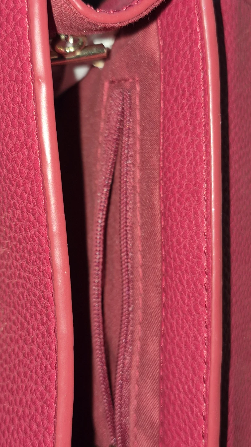Pink Leather Shoulder Bag with Gold Chain - photo 4