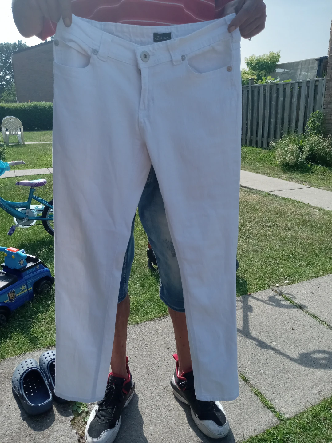 White Jeans