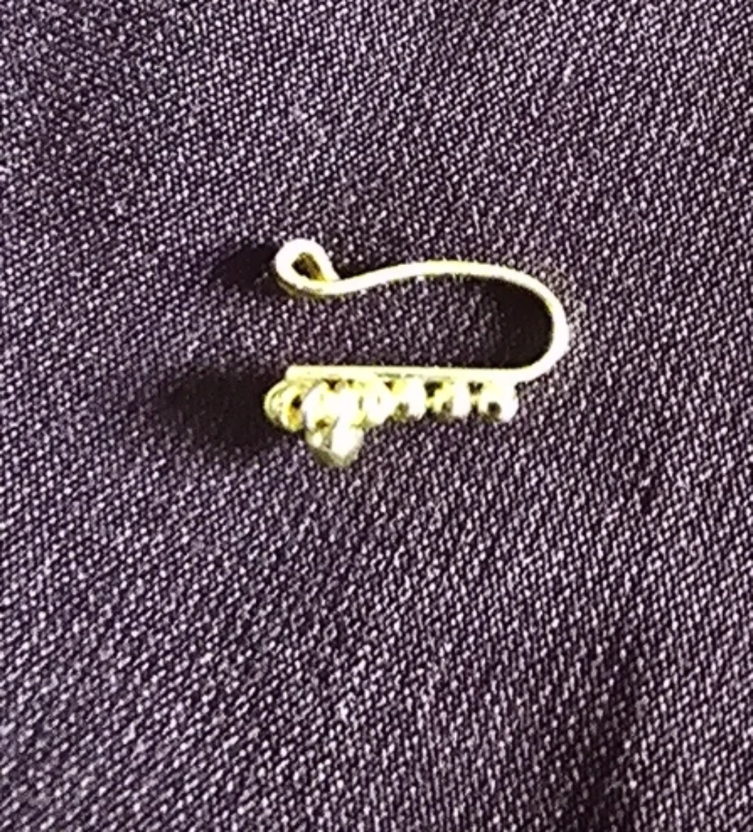 New Gold  tone press on nose pin - photo 2