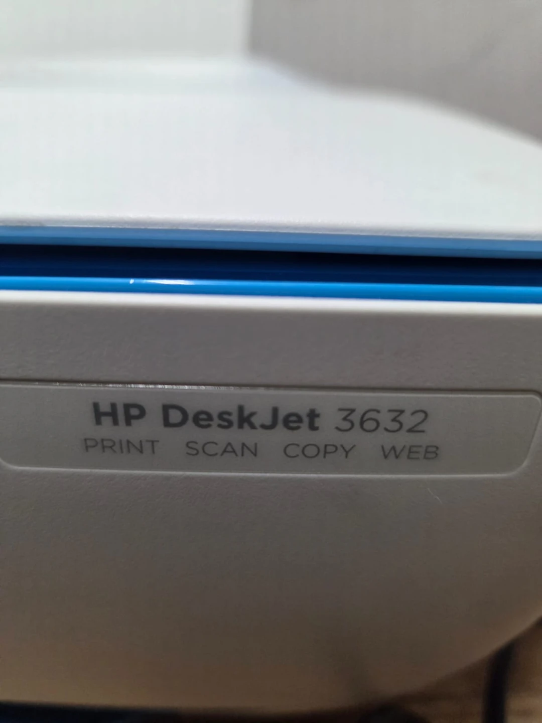 HP DeskJet 3632 All-in-One Printer - photo 2