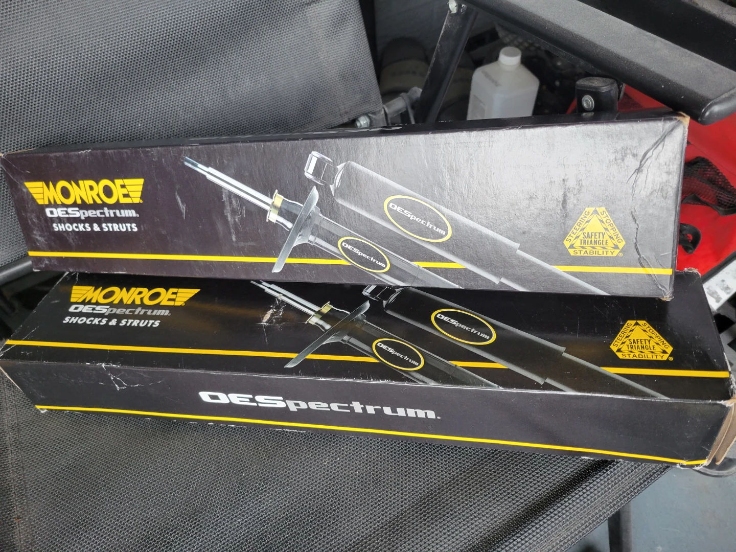 Monroe OESpectrum 5784 rear shocks/struts - Brand new pair.