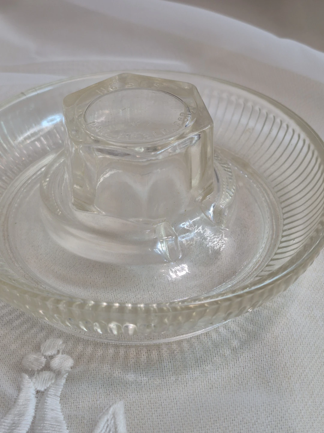 Vintage Clear 5 1/2" Round Glass Chicken Poultry Waterer - photo 5