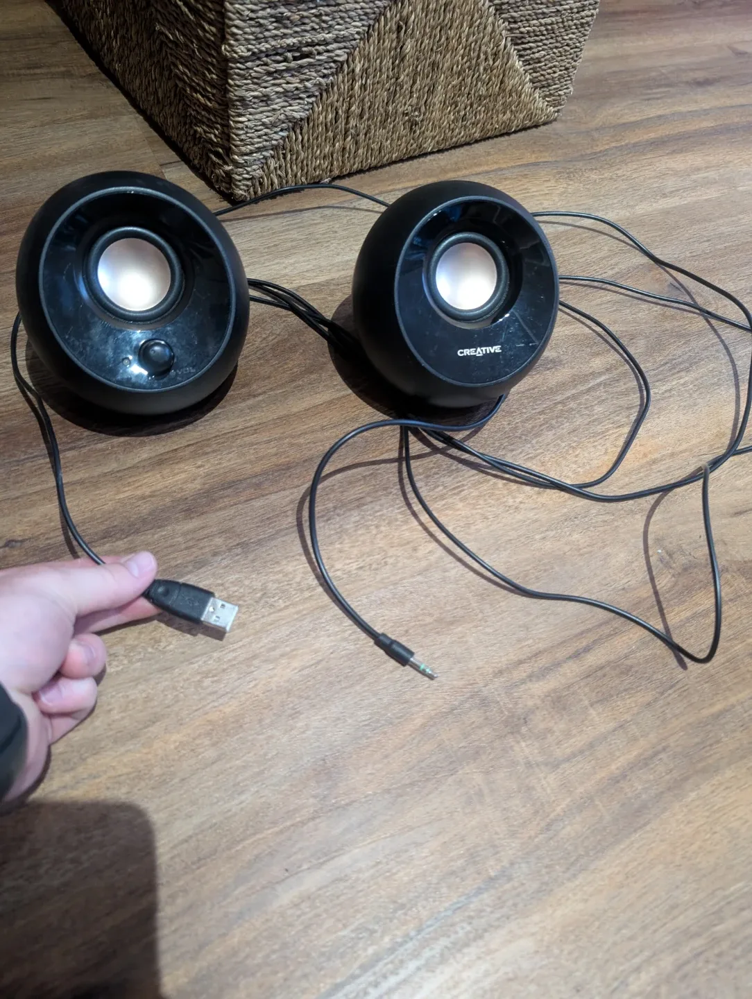 Creative USB powered speakers - photo 2