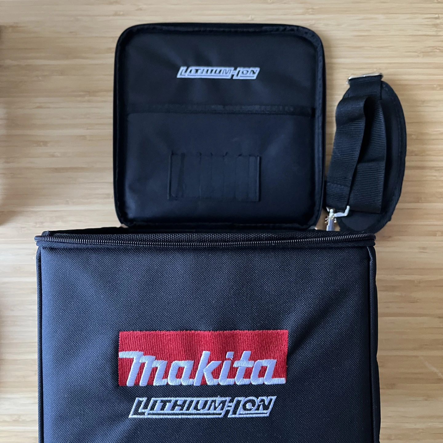 Makita 831373-8 Black Cube Tool Bag 10" w/ Shoulder Straps - photo 4
