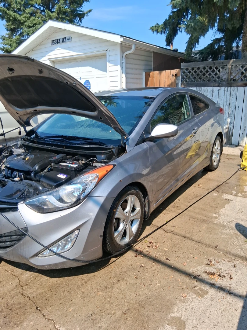 2012 hyundai elantra