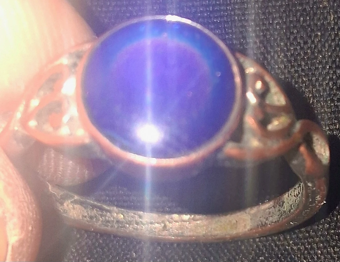 2 Vintage Mood Rings with Opal Stone