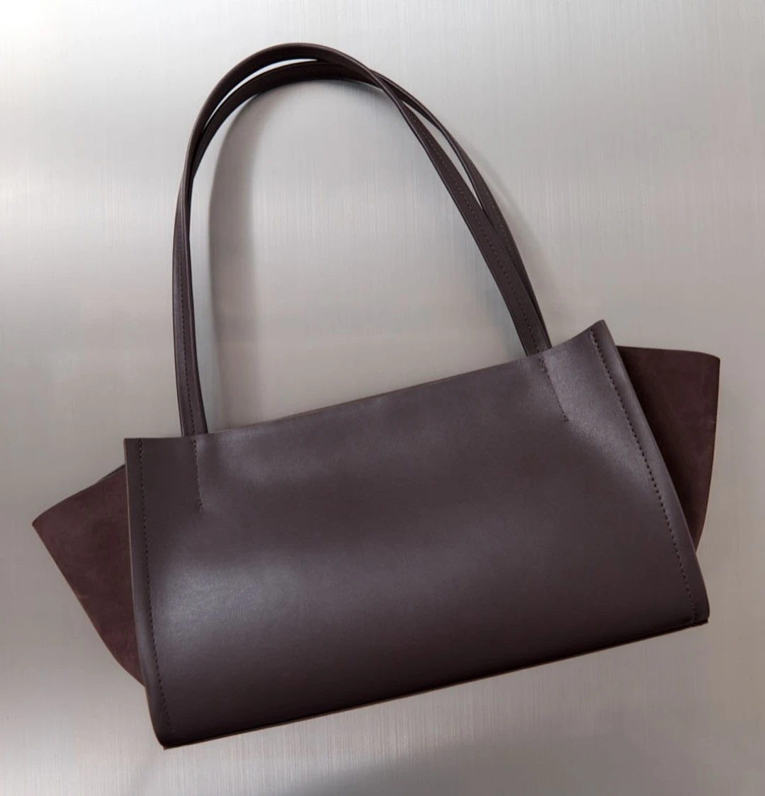 St Agni Slim Wonton Leather Bag