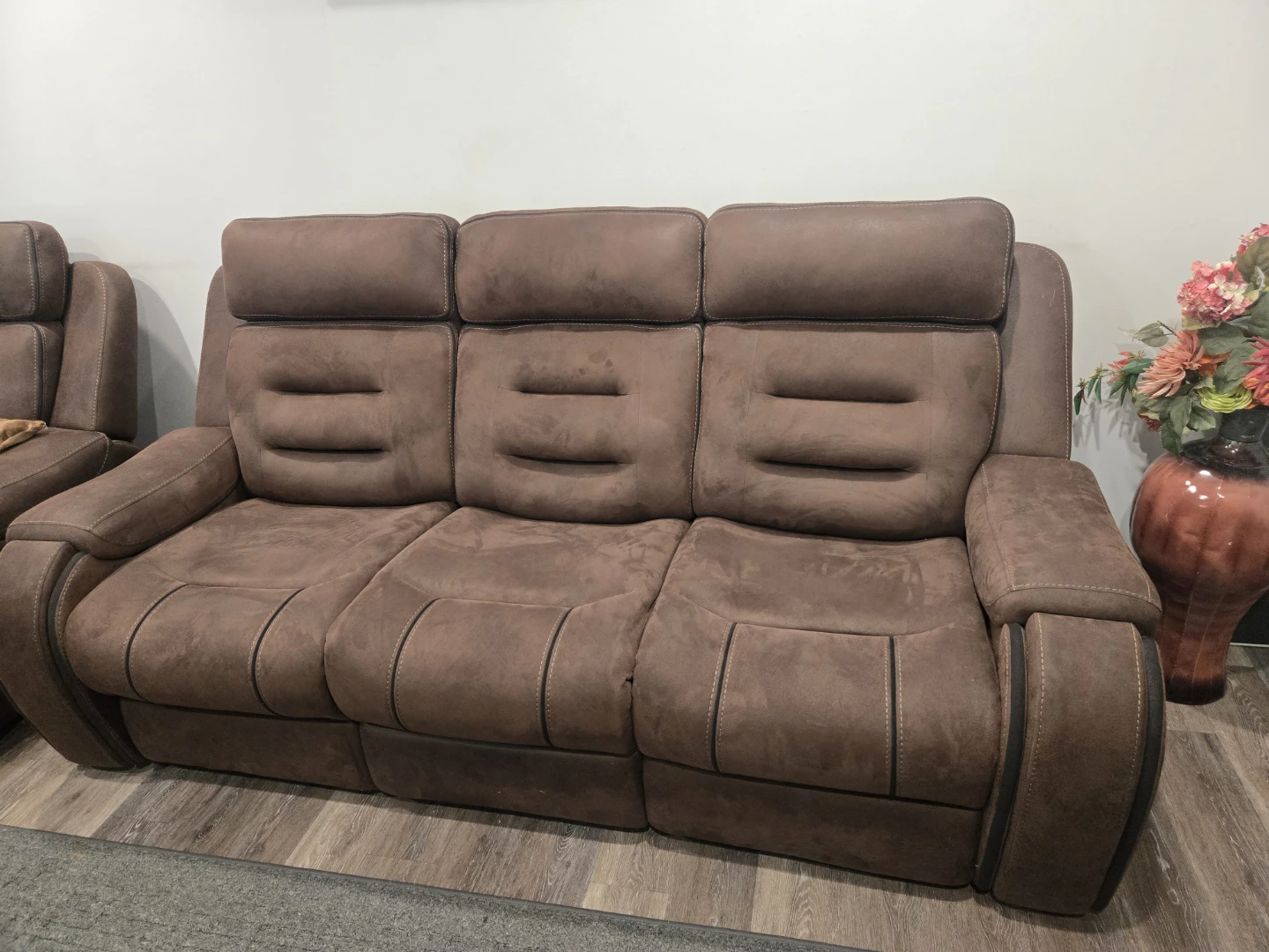 Sofa set in excellent condition