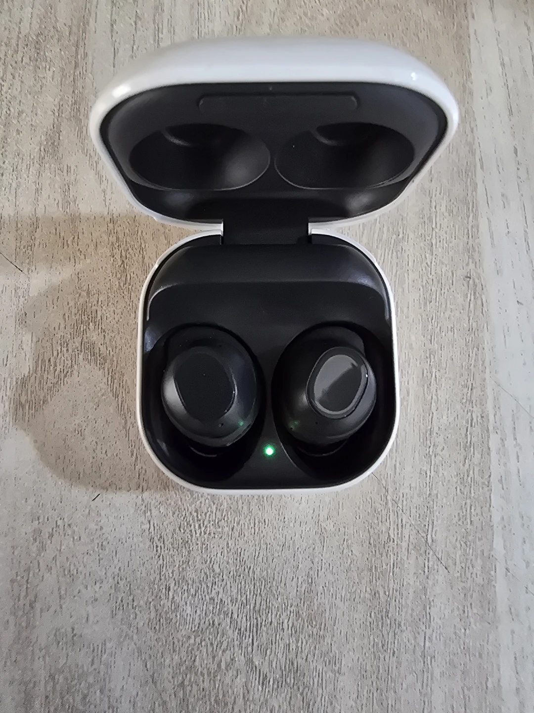 Samsung Galaxy Buds FE Excellent Condition