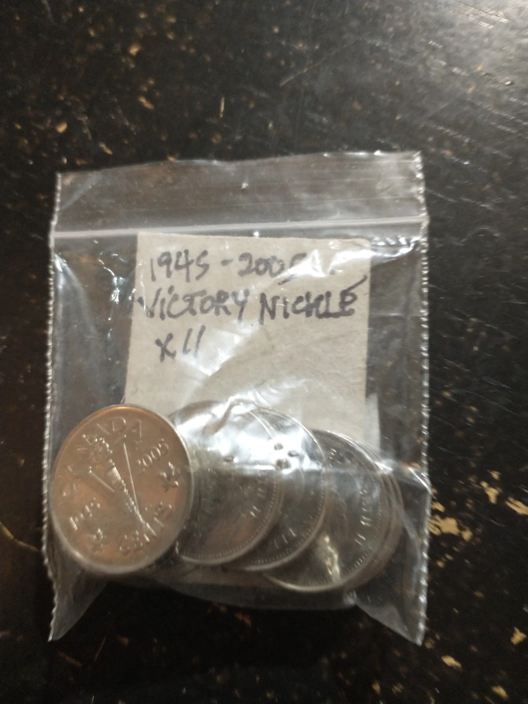 2005 Canadian 5 Cent Coin 1945 Commemorative x 11 - photo 5