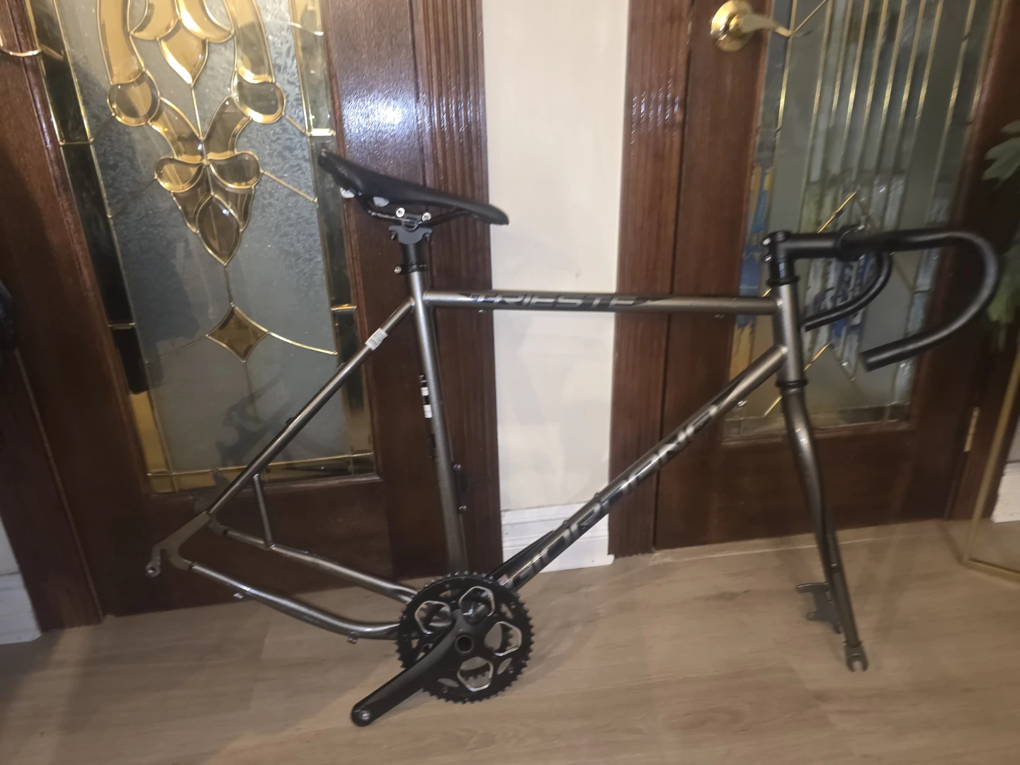 Giordano trieste bicycle frame with bottom bracket and crankarm, - photo 2