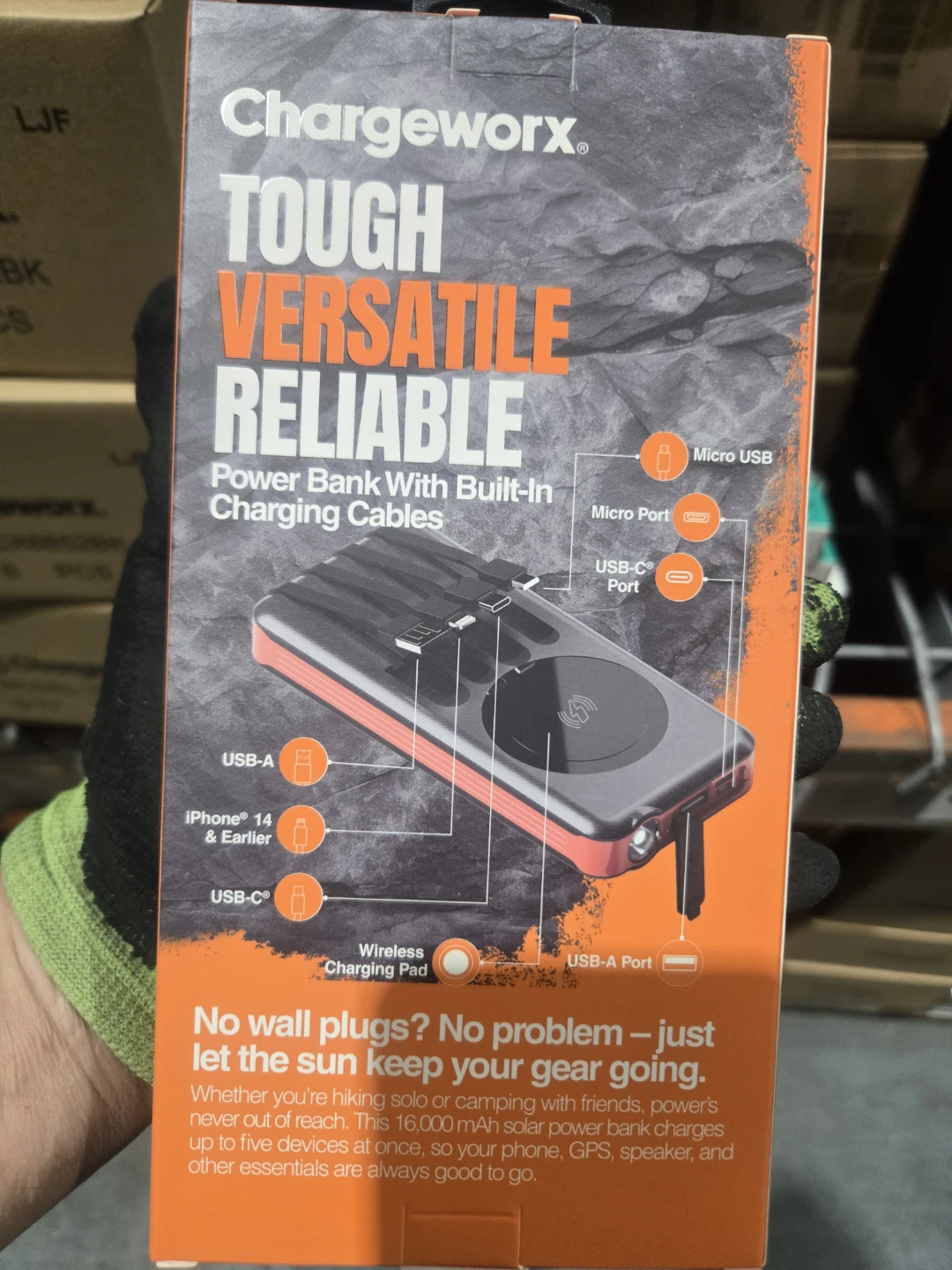 Chargeworx Solar Power Bank 16000 mAh with Built-In Cables - photo 2