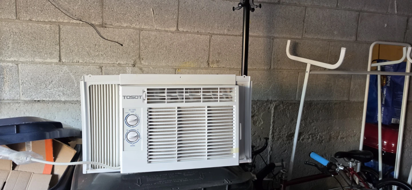 TOSOT Window Air Conditioner - photo 2