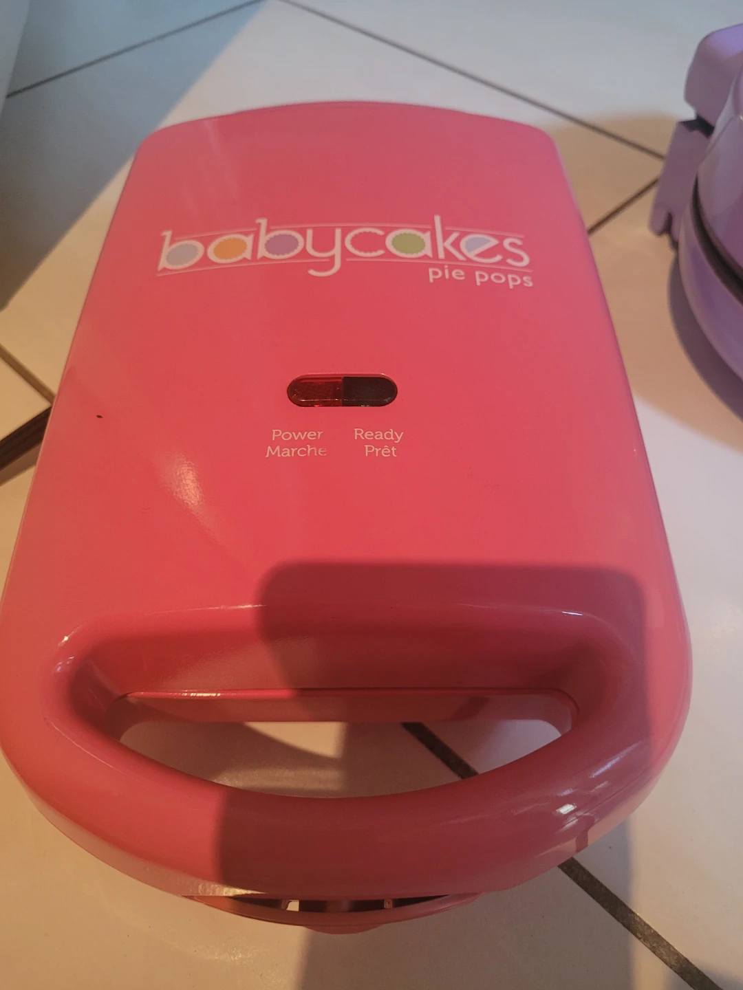 Babycakes Pie Pops Maker - Pink