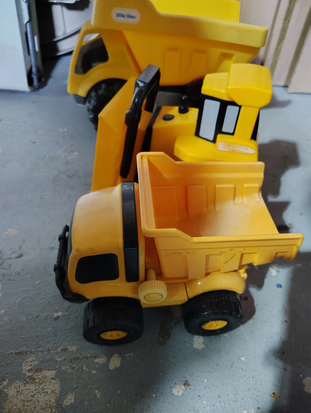 Little Tikes Toy Trucks - photo 2