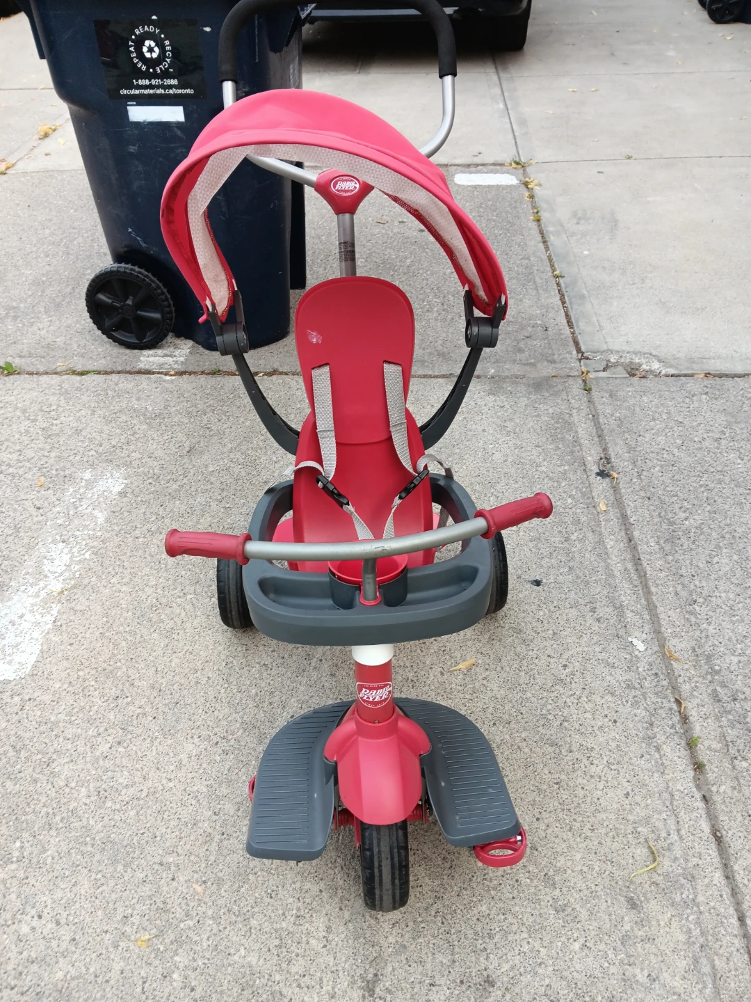 Radio Flyer Tricycle - photo 3