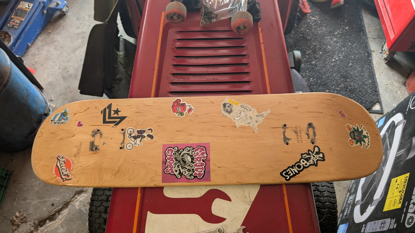 Zumiez Skateboard and Spare Trucks/Wheels - photo 2