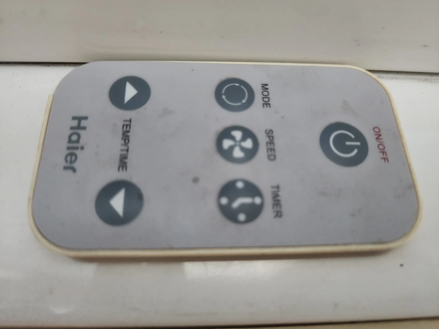 Haier Window Air Conditioner ESA3125 - photo 4