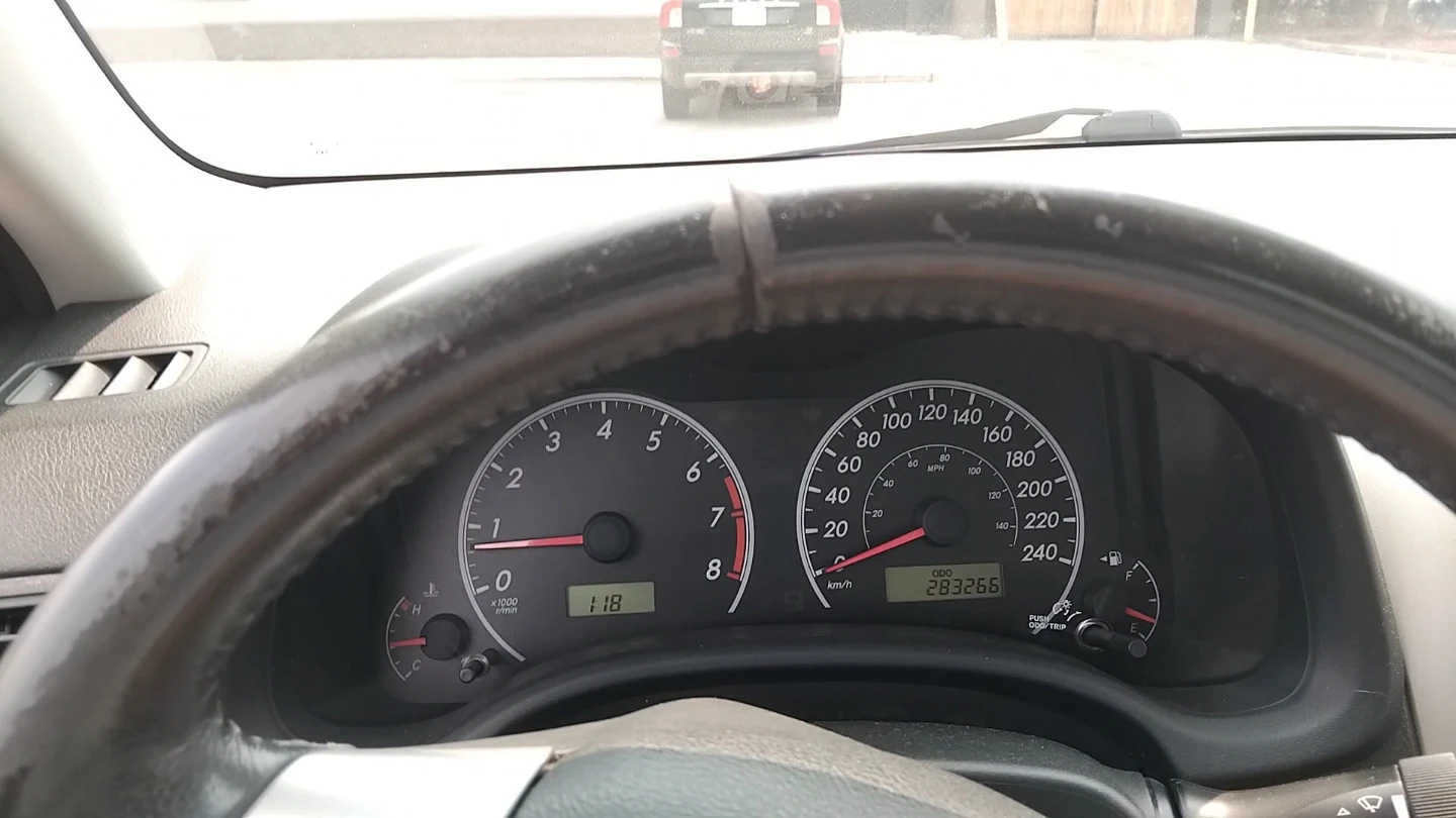 2009 Red Toyota Corolla Sedan - photo 3