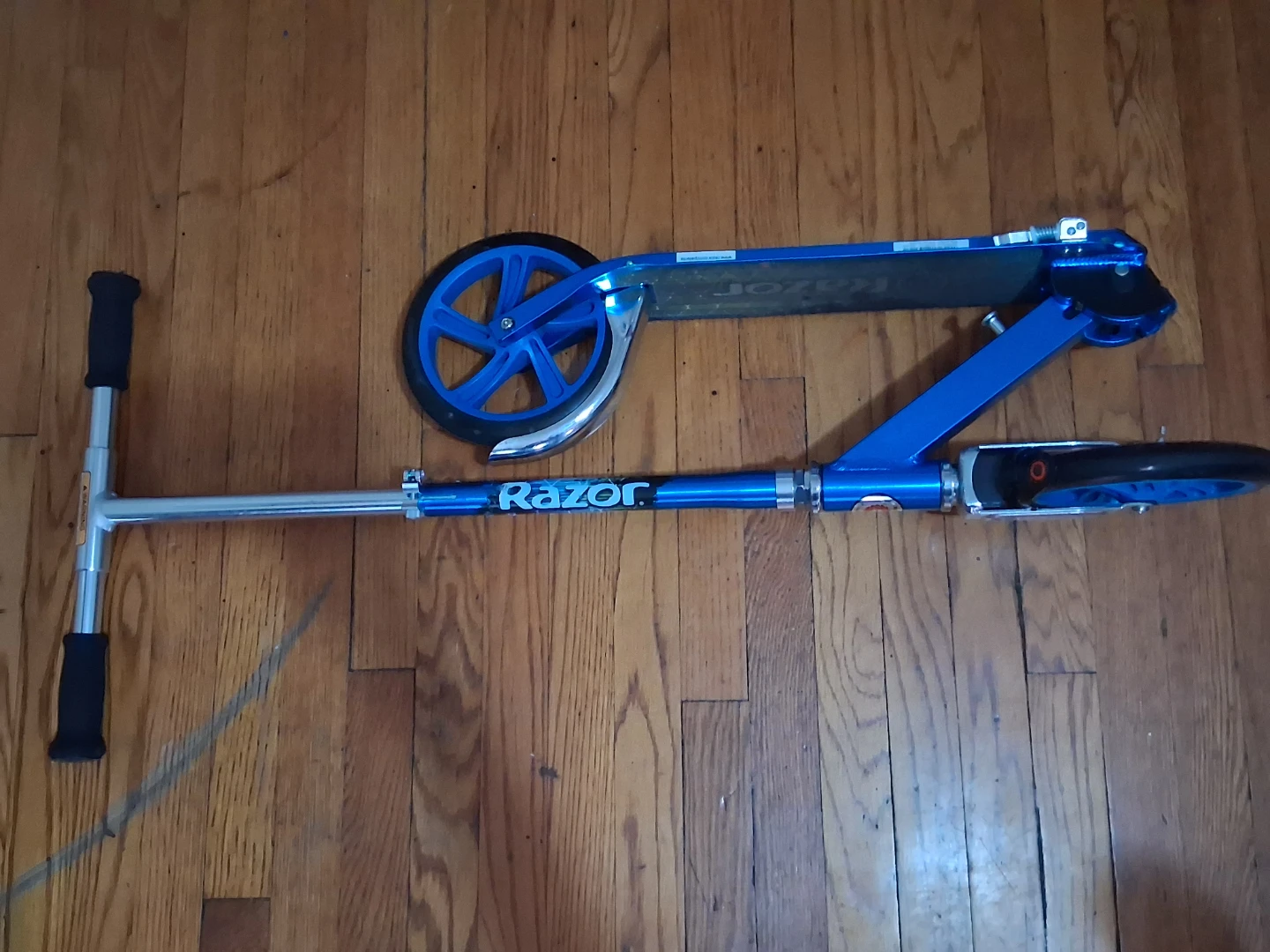 Blue Razor A5 Lux Scooter Kids & Adults - photo 4