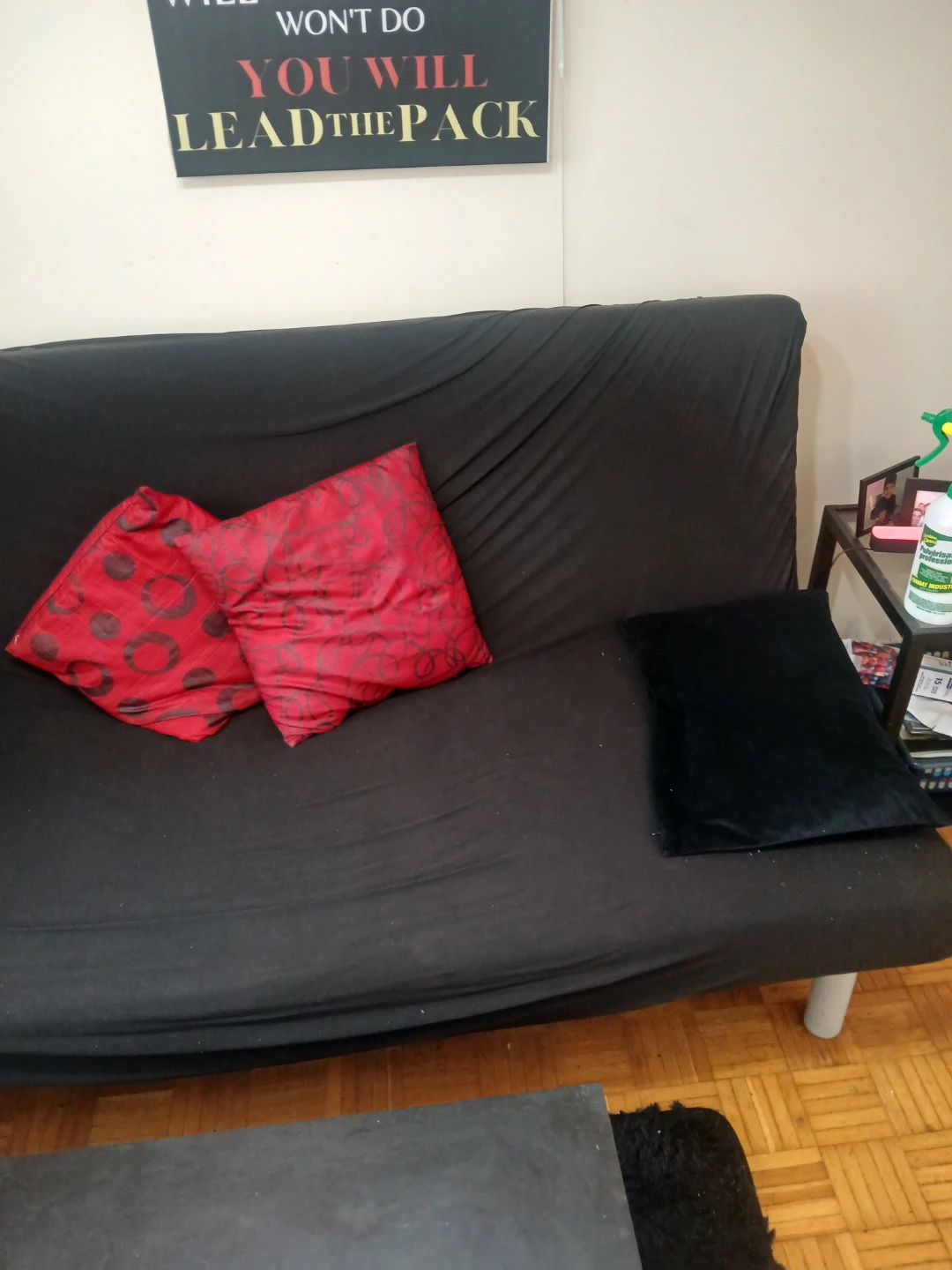 Moving out sale. Used Ikea sofa bed. In great condition. - photo 3
