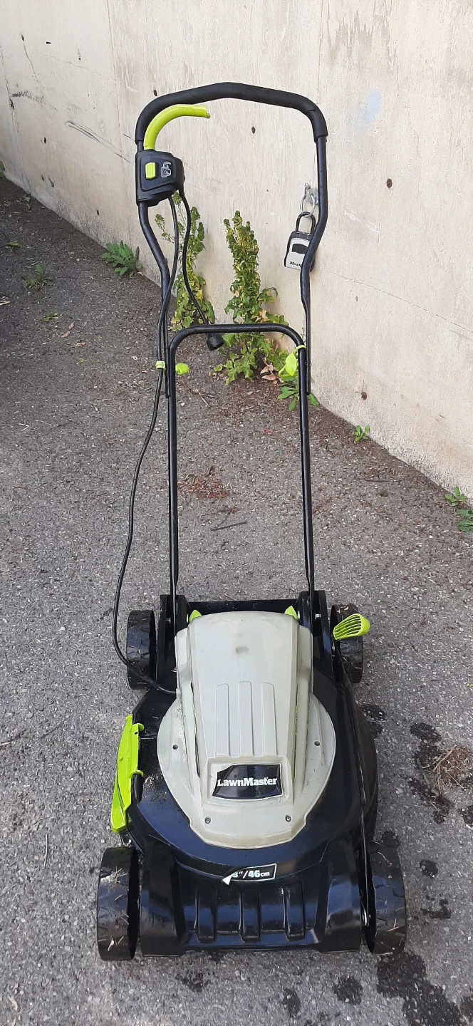 LawnMaster 18" Electric Lawnmower - photo 2