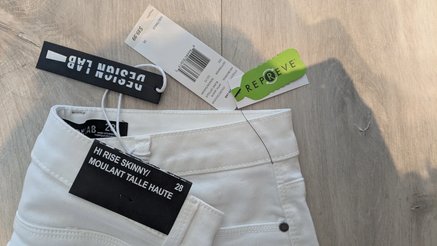 BNWT Design Lab Hi Rise Skinny Jeans - photo 2