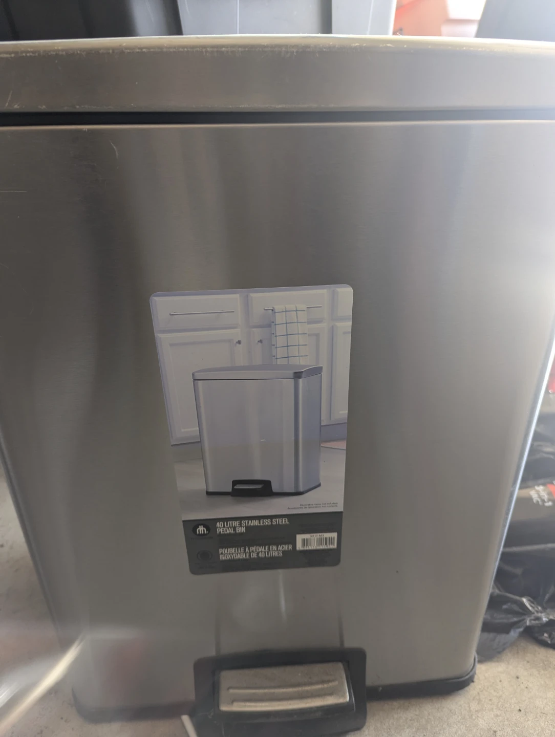h.t. 40 Litre Stainless Steel Pedal Bin - photo 3