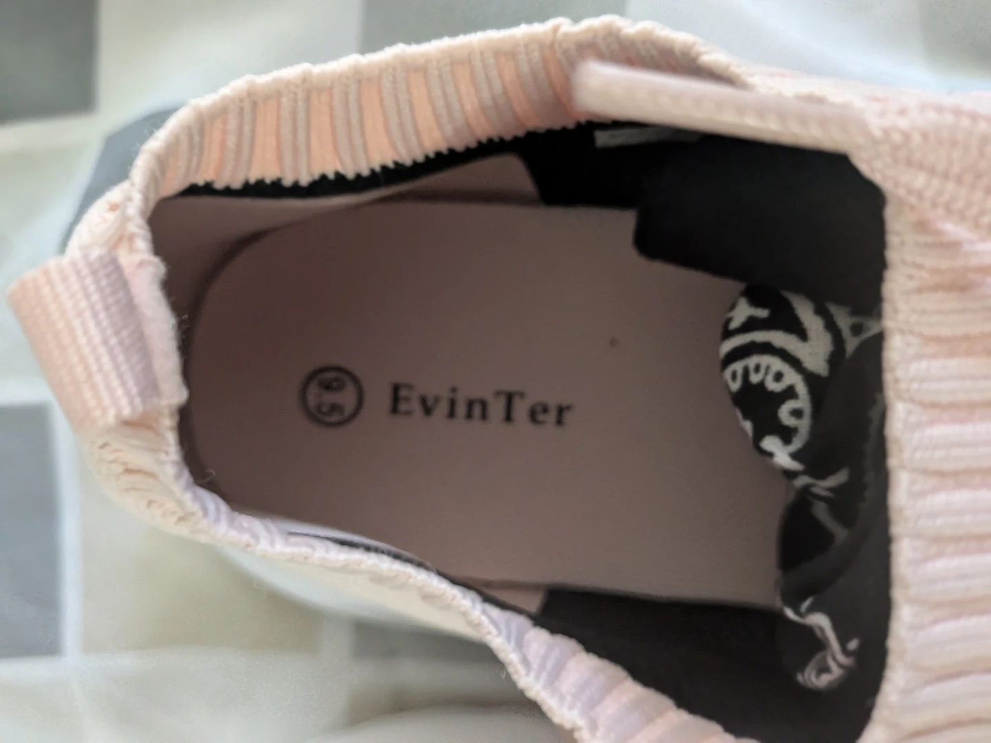 EvinTer Women's Pink Knit Running Shoes - photo 3