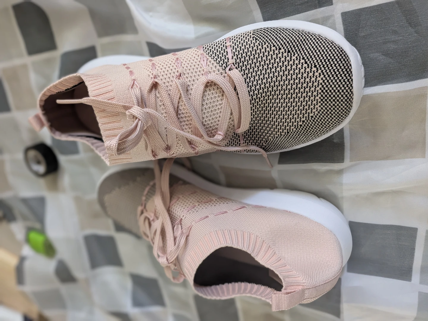 EvinTer Women's Pink Knit Running Shoes - photo 4