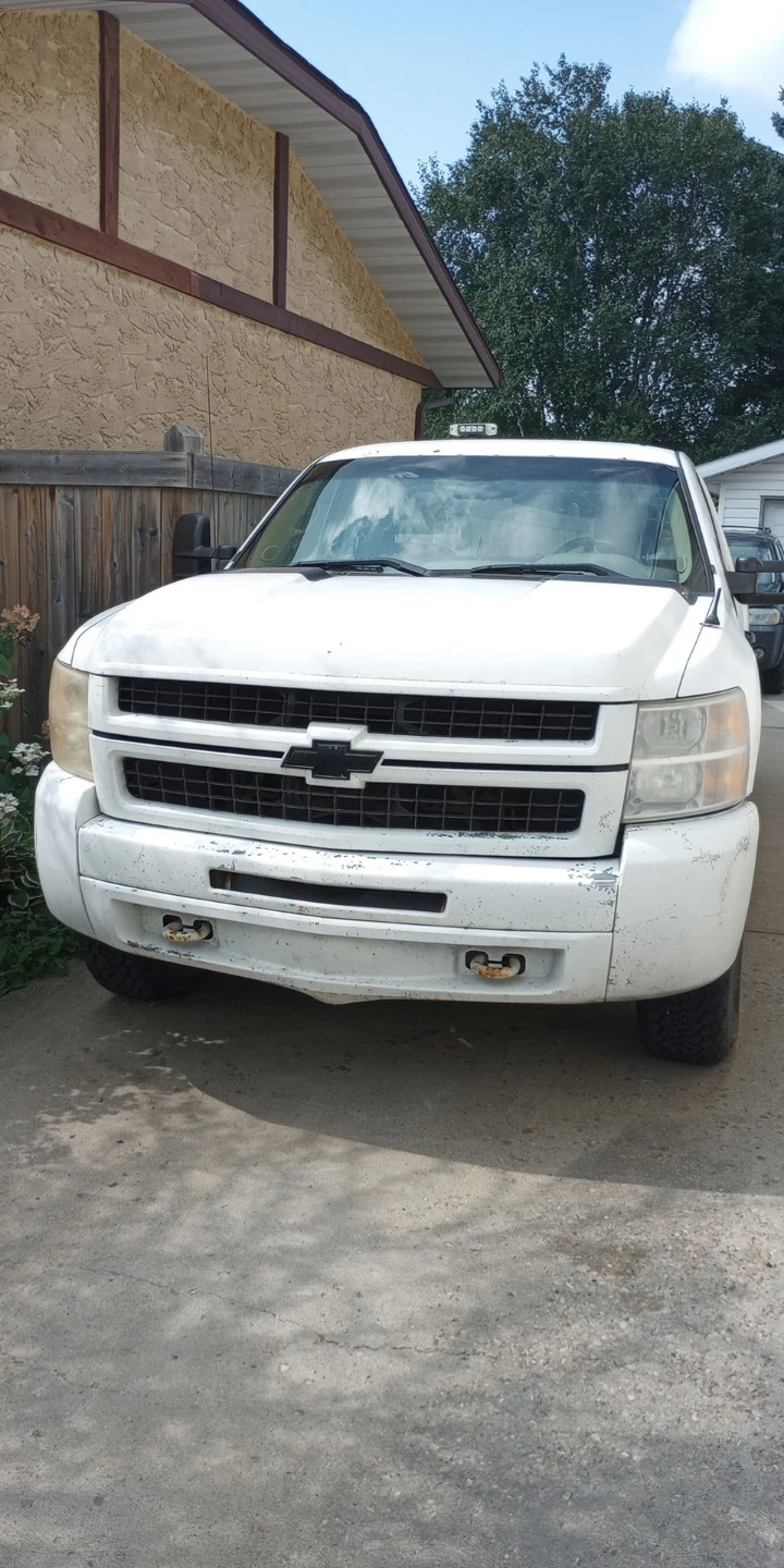 If anyone has a battery that is usable in a 2010 Silverado
