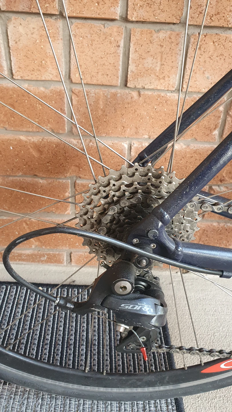 Giant Road Bike - photo 3