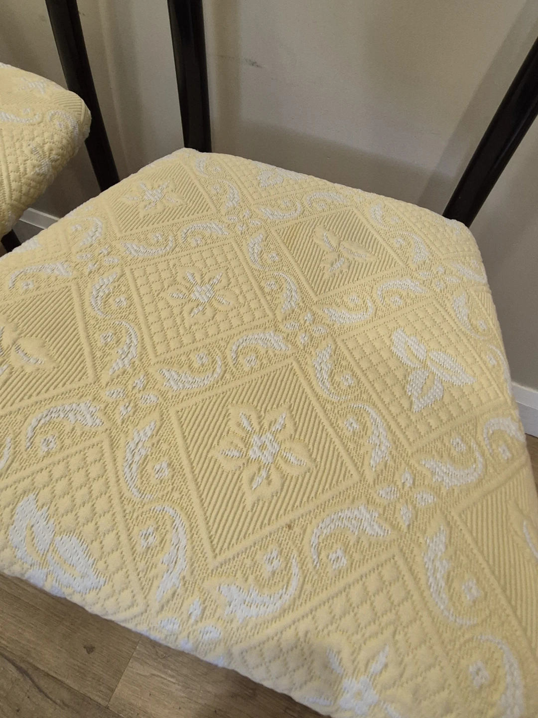 Set of 4 Dining Chairs - photo 2
