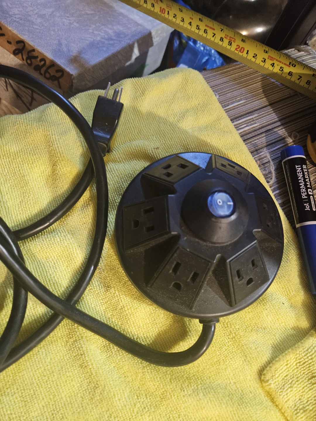 Black PowerHub 8-Outlet Rotating Power Strip with Switch - photo 5