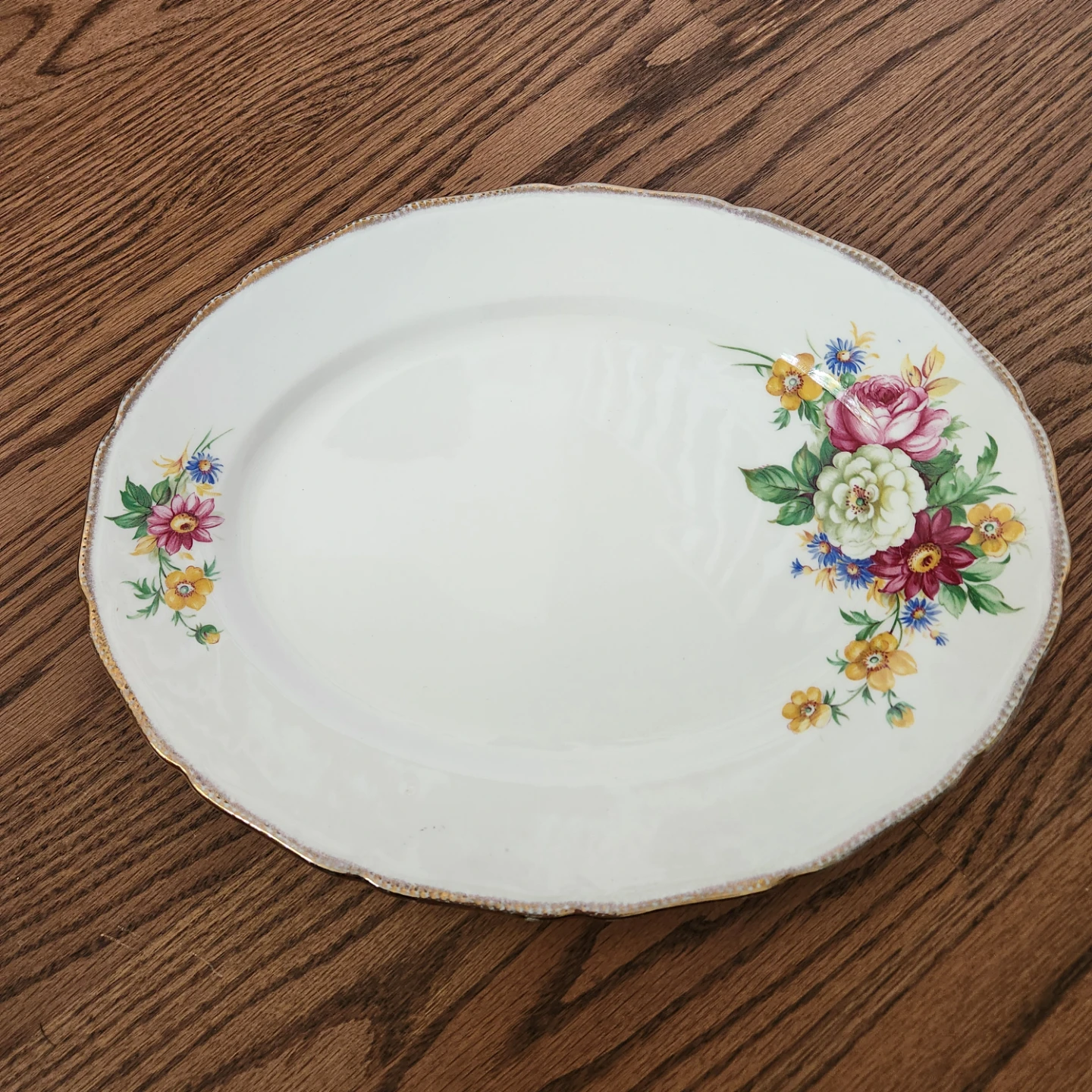 Vintage 'Riverdale' Royal Swan Oval Platter 22k gold rim