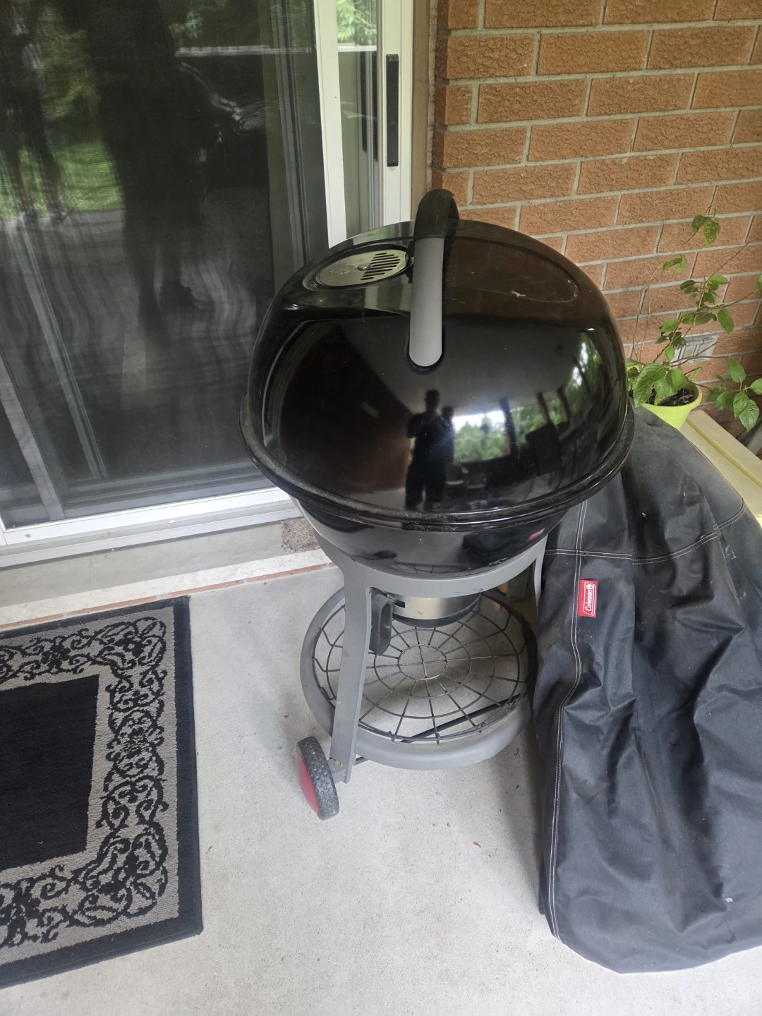 Coleman Charcoal Grill with Cover - photo 2