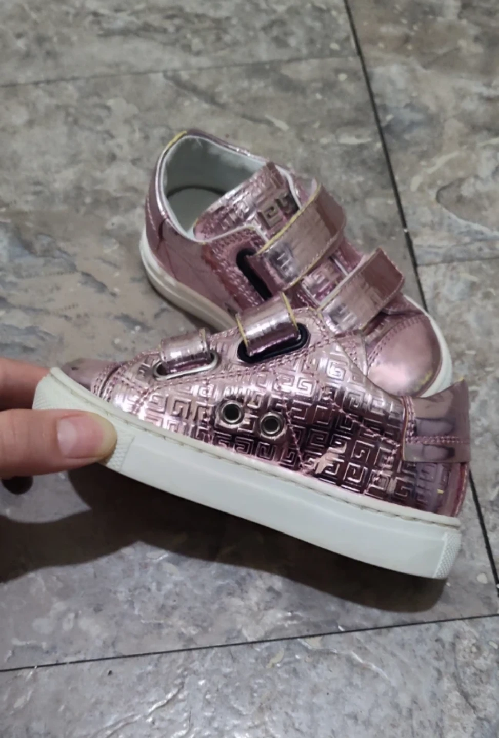 Kids' Pink Metallic Givenchy Sneakers - photo 2