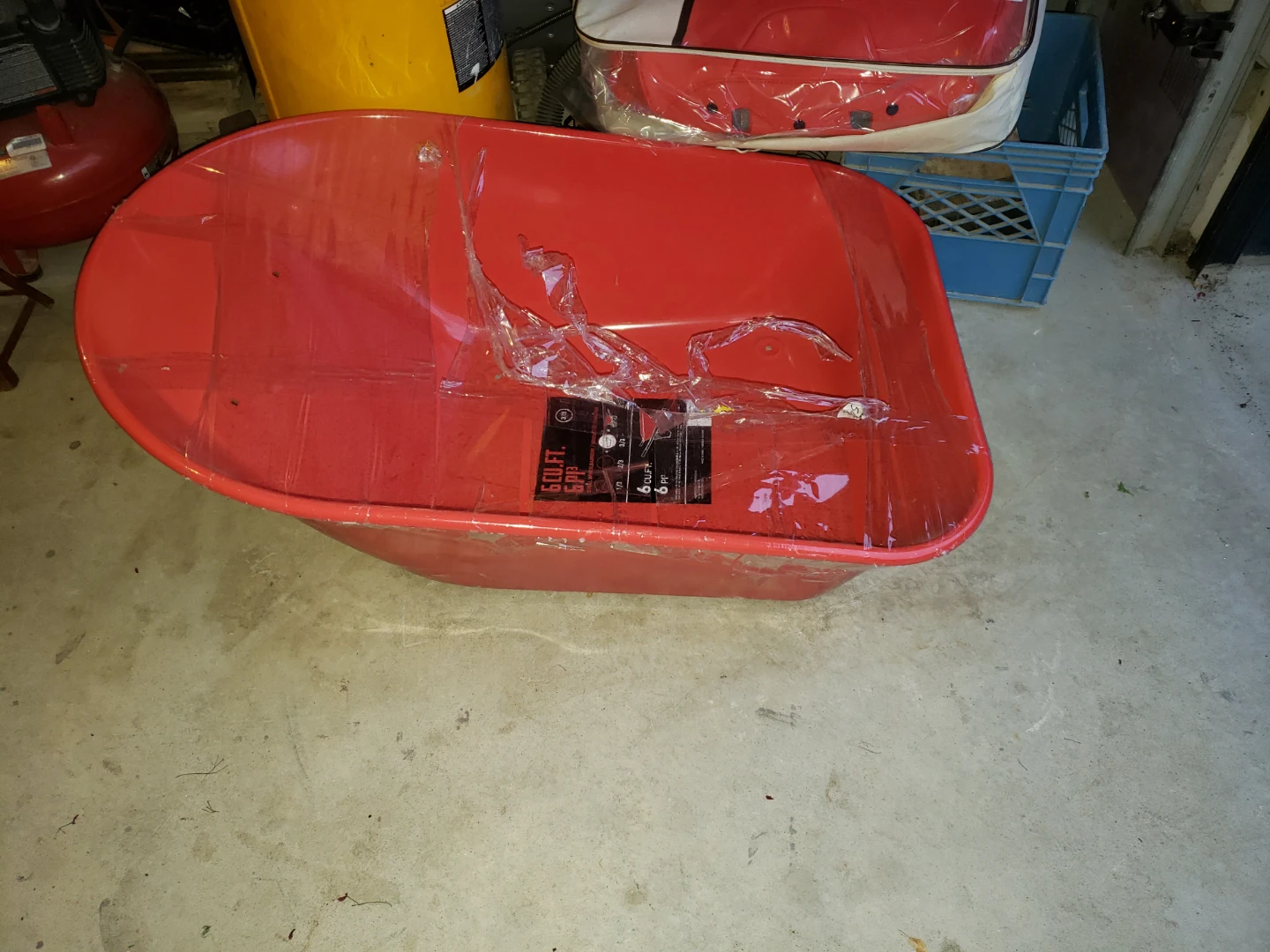 Red Wheelbarrow 6 cu. ft. TOP ONLY - photo 4