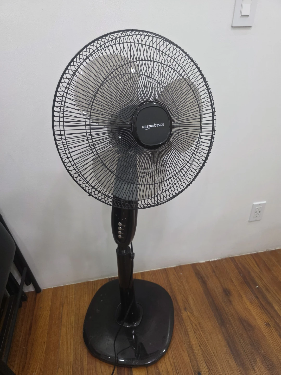 Amazon Basics Pedestal Fan
