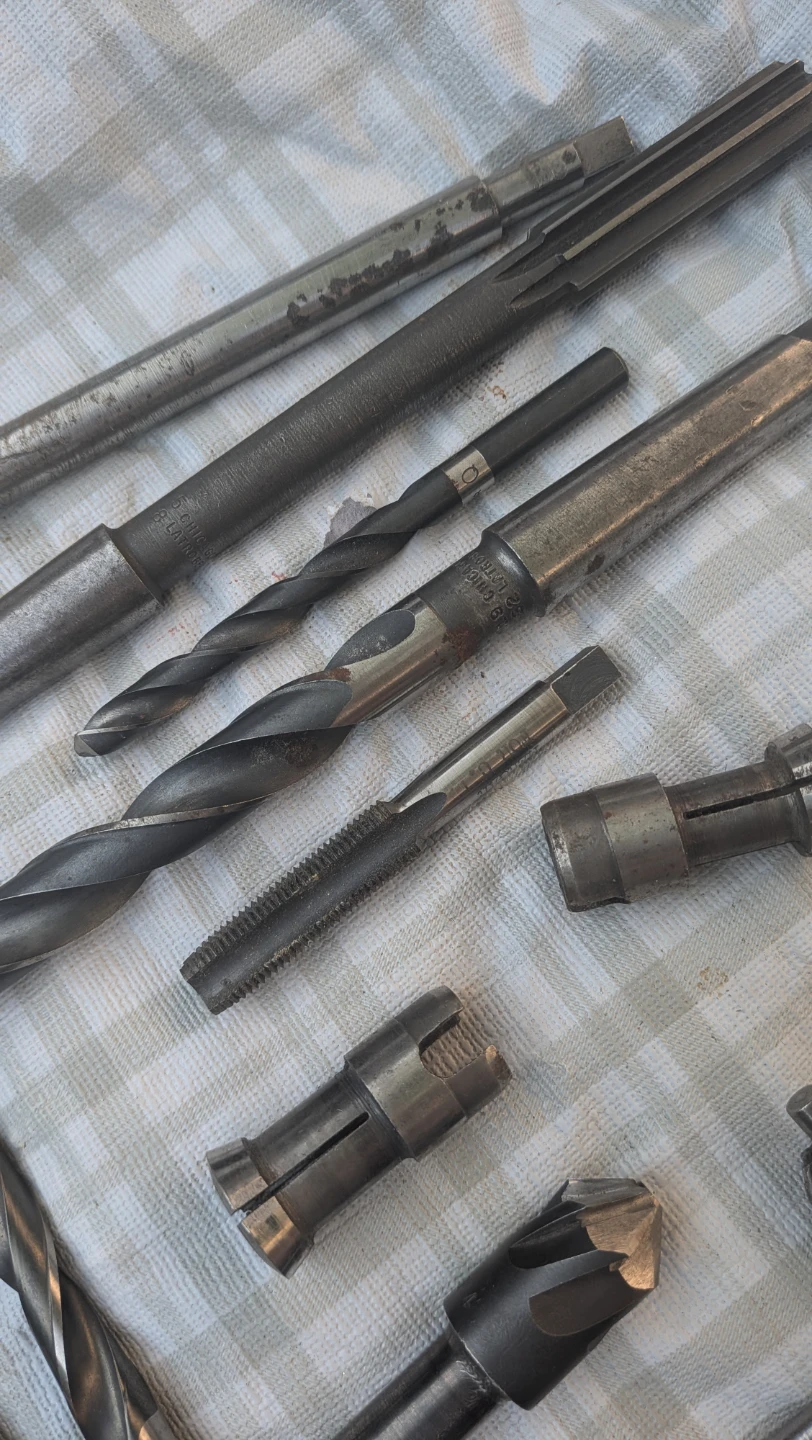 Bundle Assorted Drill Bits, Taps, and Chucks 38+ pieces - photo 4