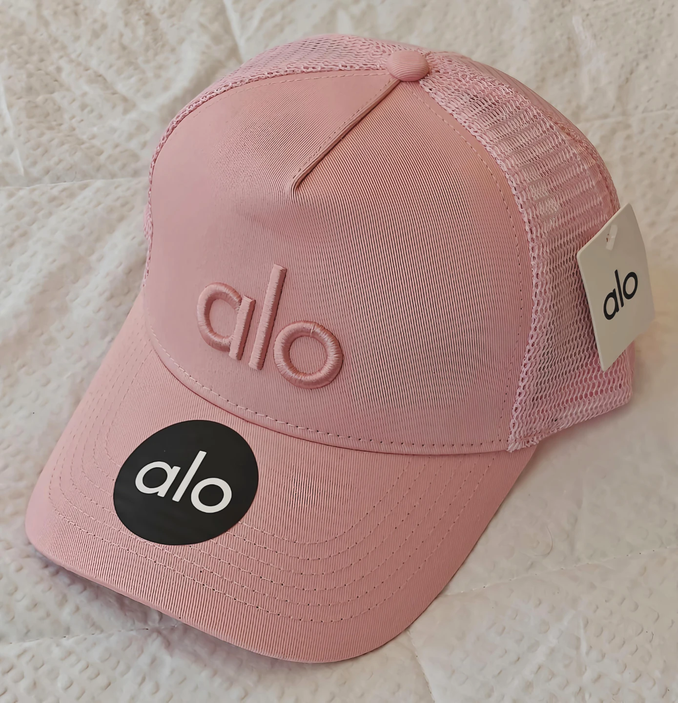 Alo Yoga Women's Pink Trucker Hat – Brand New With Tags