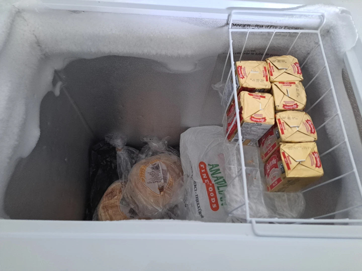 Insignia White Chest Freezer - photo 4