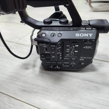 Sony FS5 Camera  Body
